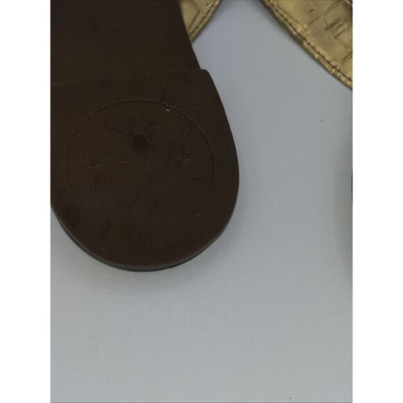 Tory Burch Thora Flip Flop Sandals Gold Leather with Gold Logo Women Size 8 - Picture 6 of 8